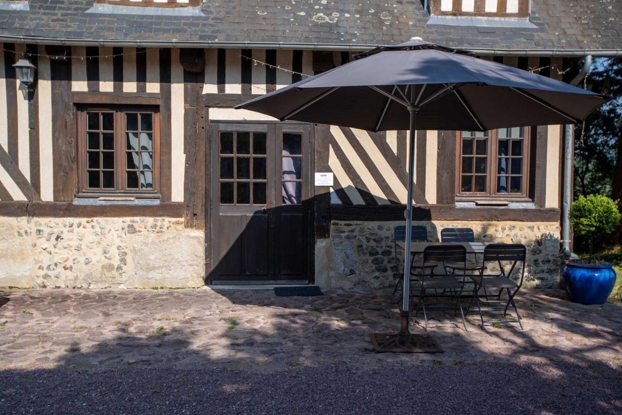 Gites - Domaine De Geffosse Pont-Évêque Kültér fotó