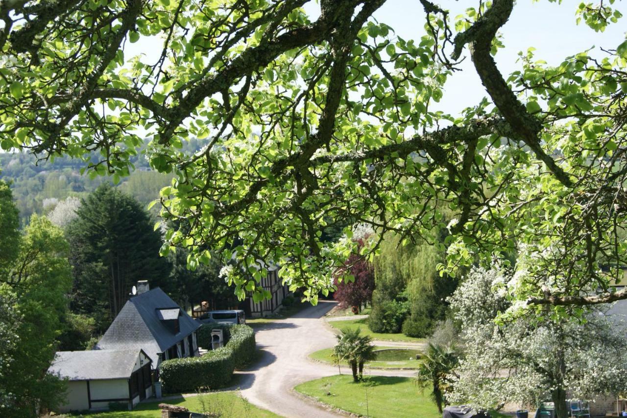 Gites - Domaine De Geffosse Pont-Évêque Kültér fotó